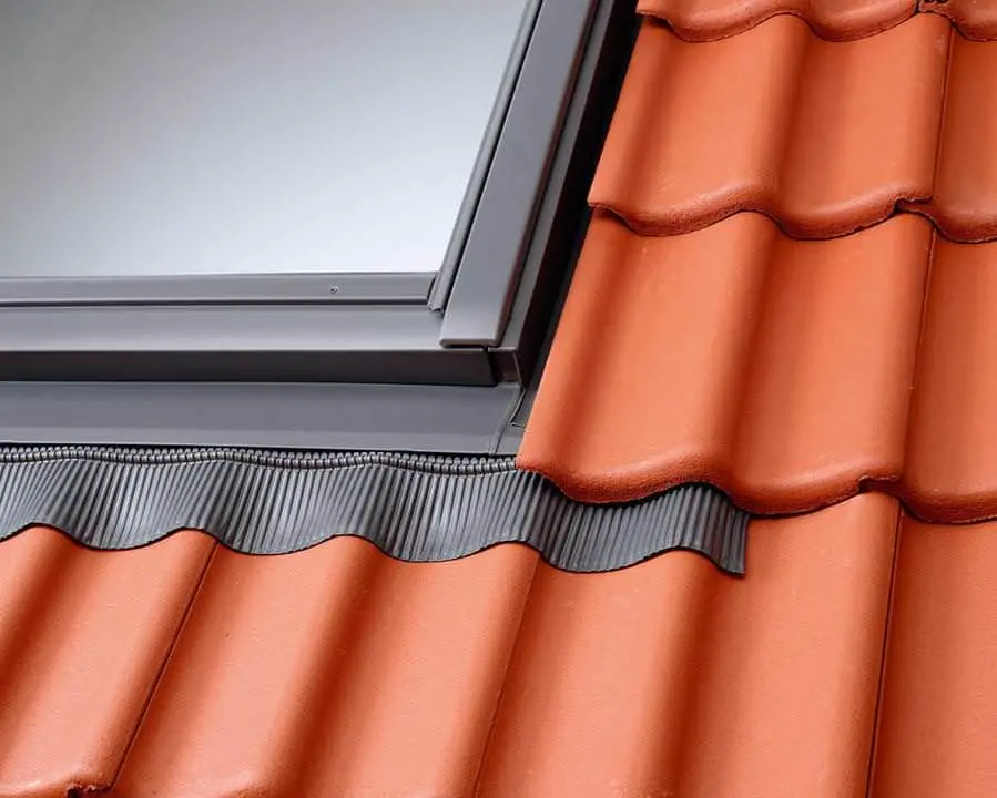VELUX Einzel-Eindeckrahmen für Fassadenanschlussfenster-EFJPK080012M